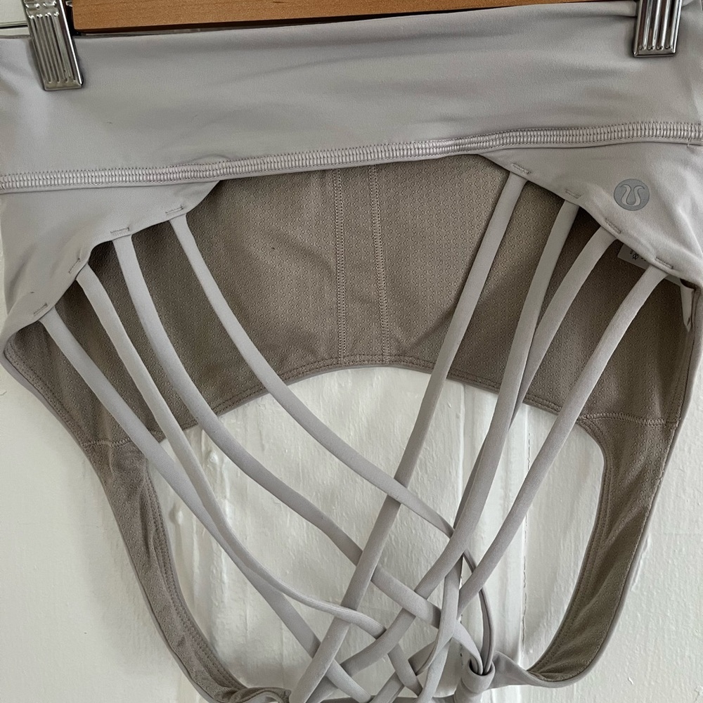 Lululemon Free to Be Sports Bra
